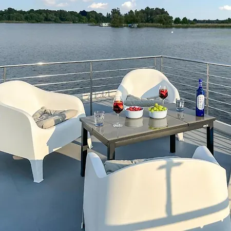 Båthotell Gorgeous Ship In Havelsee Ot Kuetzkow With Kitchen Kutzkow